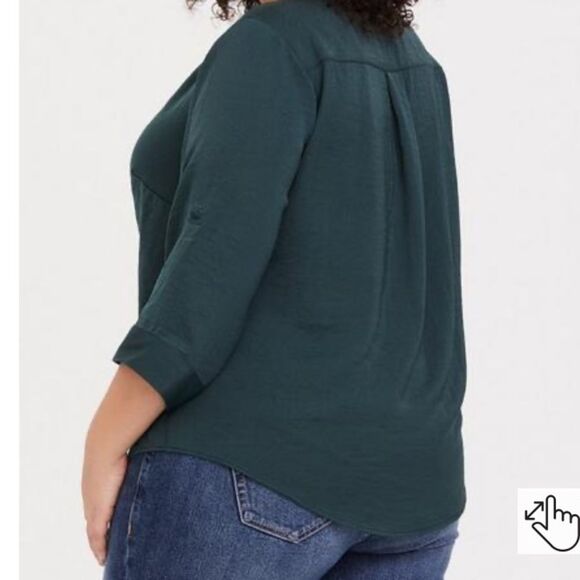 TORRID SIZE 5 HARPER SATIN PULLOVER 3/4 SLEEVE BLOUSE GREEN - Picture 3 of 10